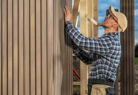 Best Siding Painting and Refinishing  in Lattingtown, NY